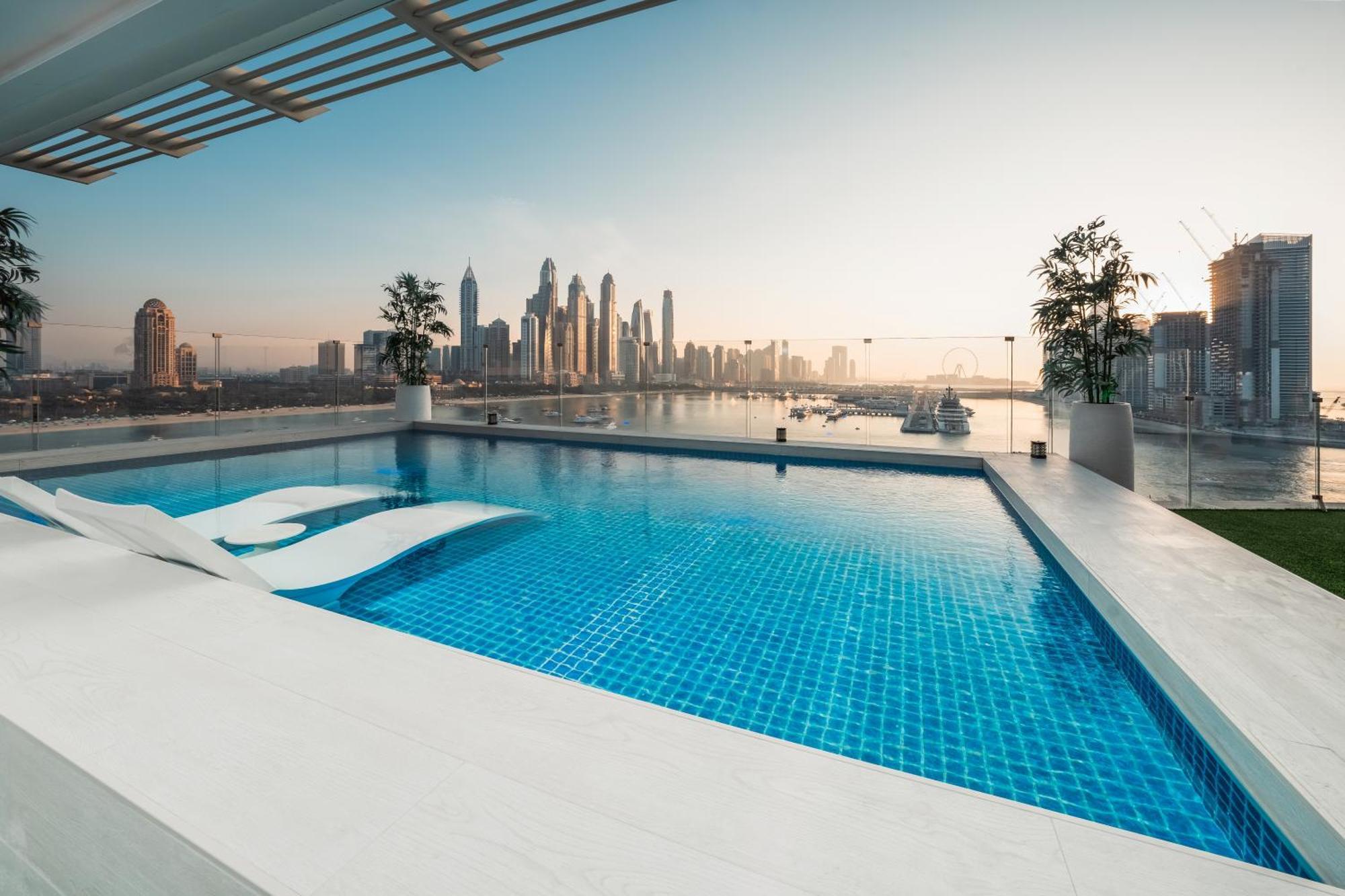 Resort Five Palm Jumeirah Dubai